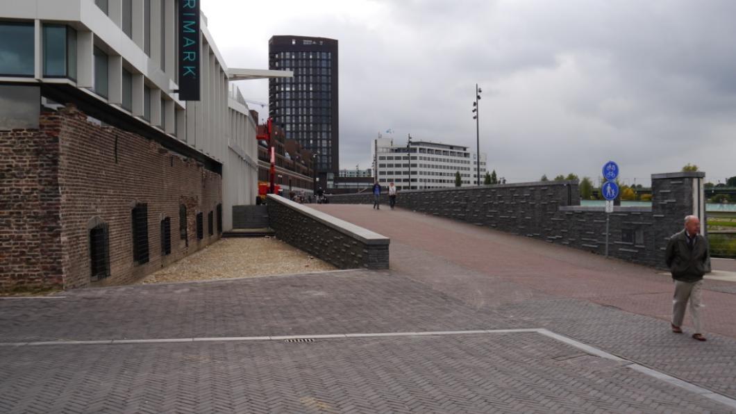 thumb_P1050128_1024.jpg