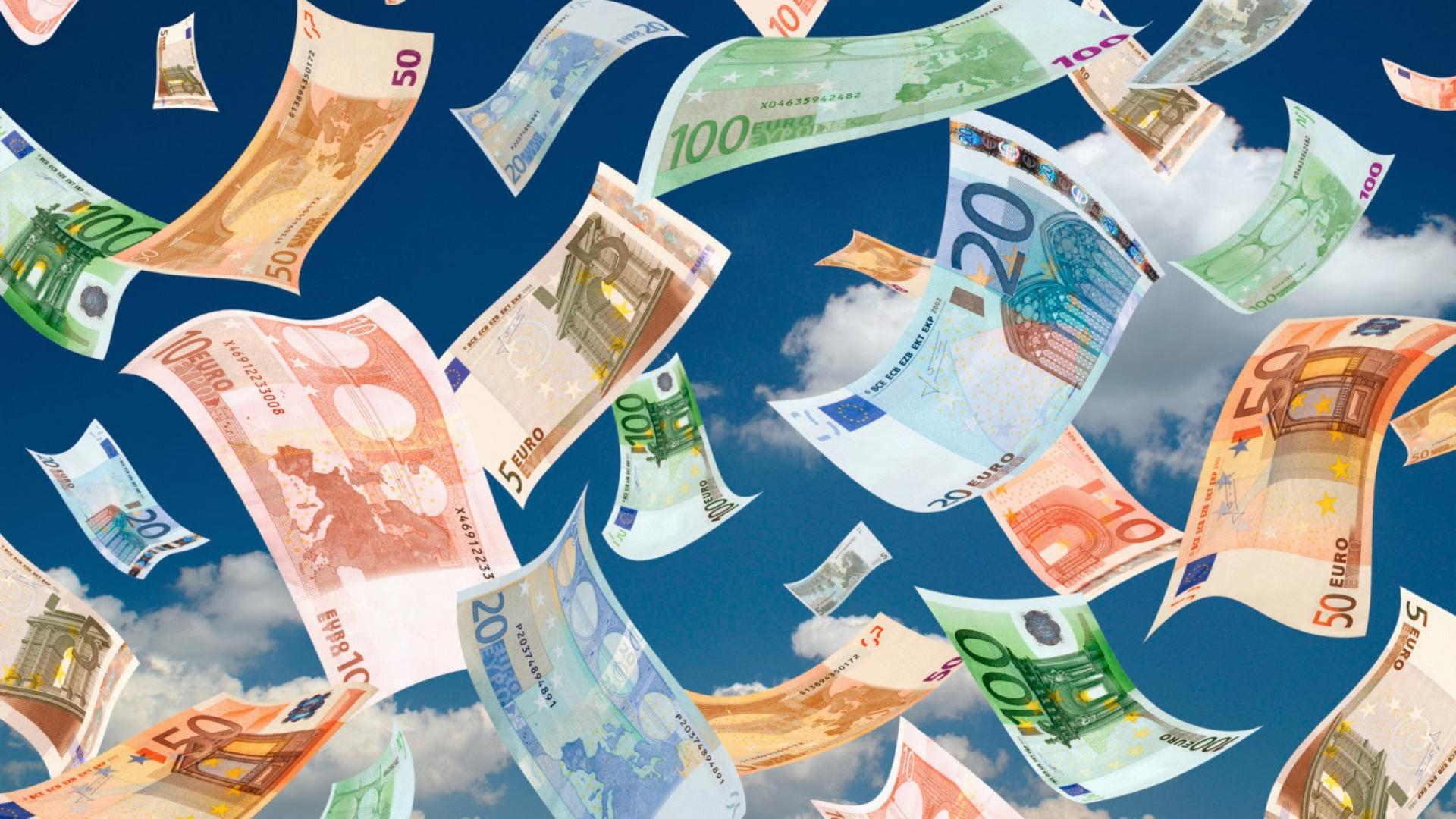 Lla-Euro.jpg